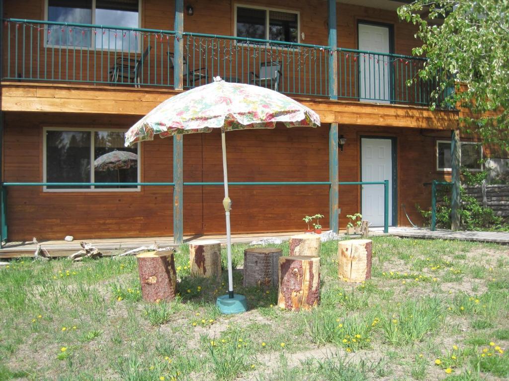Wild Nature B&B Келоуна Экстерьер фото
